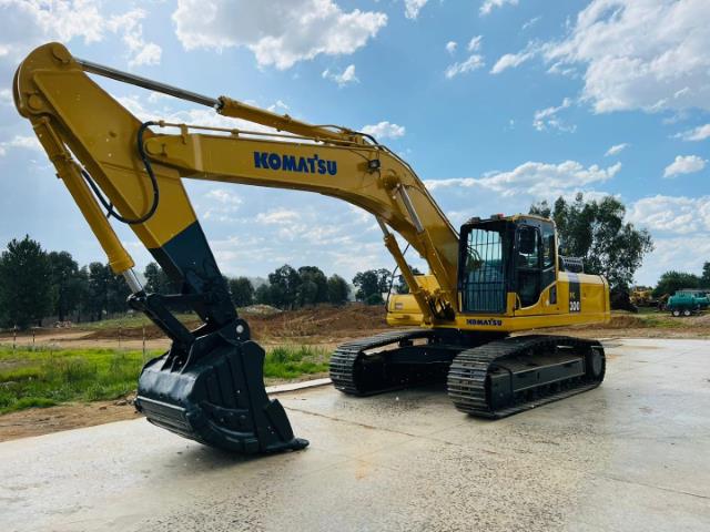 KOMATSU EARTH MOVING EQUIPMENT RADIATORS